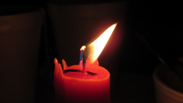 Benefits of Candle Meditation and How to Do it