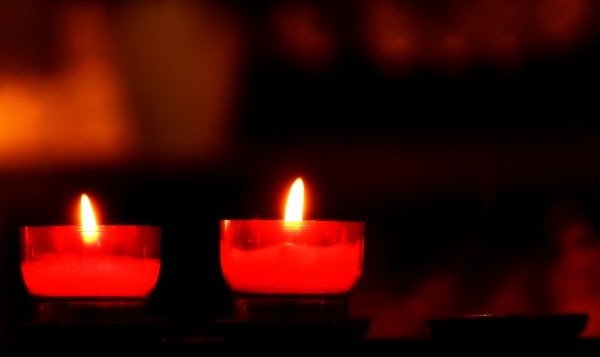 Benefits of Candle Meditation and How to Do it