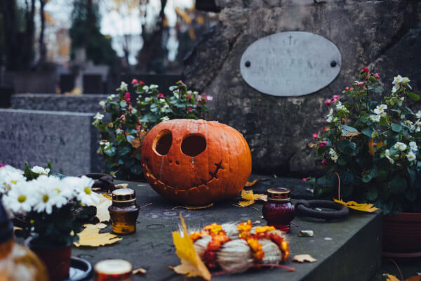 How to Celebrate Samhain
