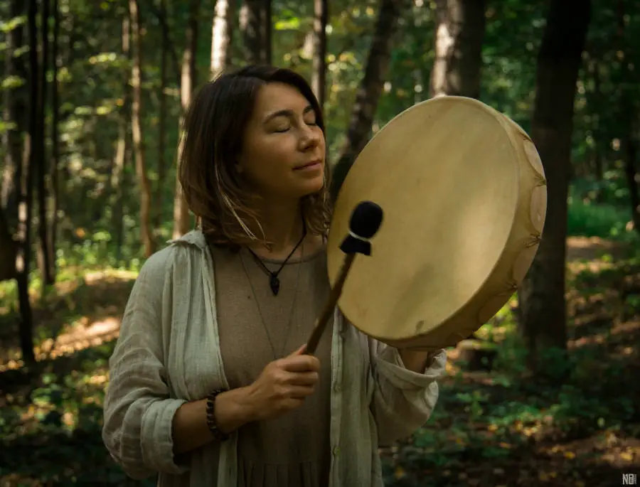 Contemporary Shamanism: girl with drums